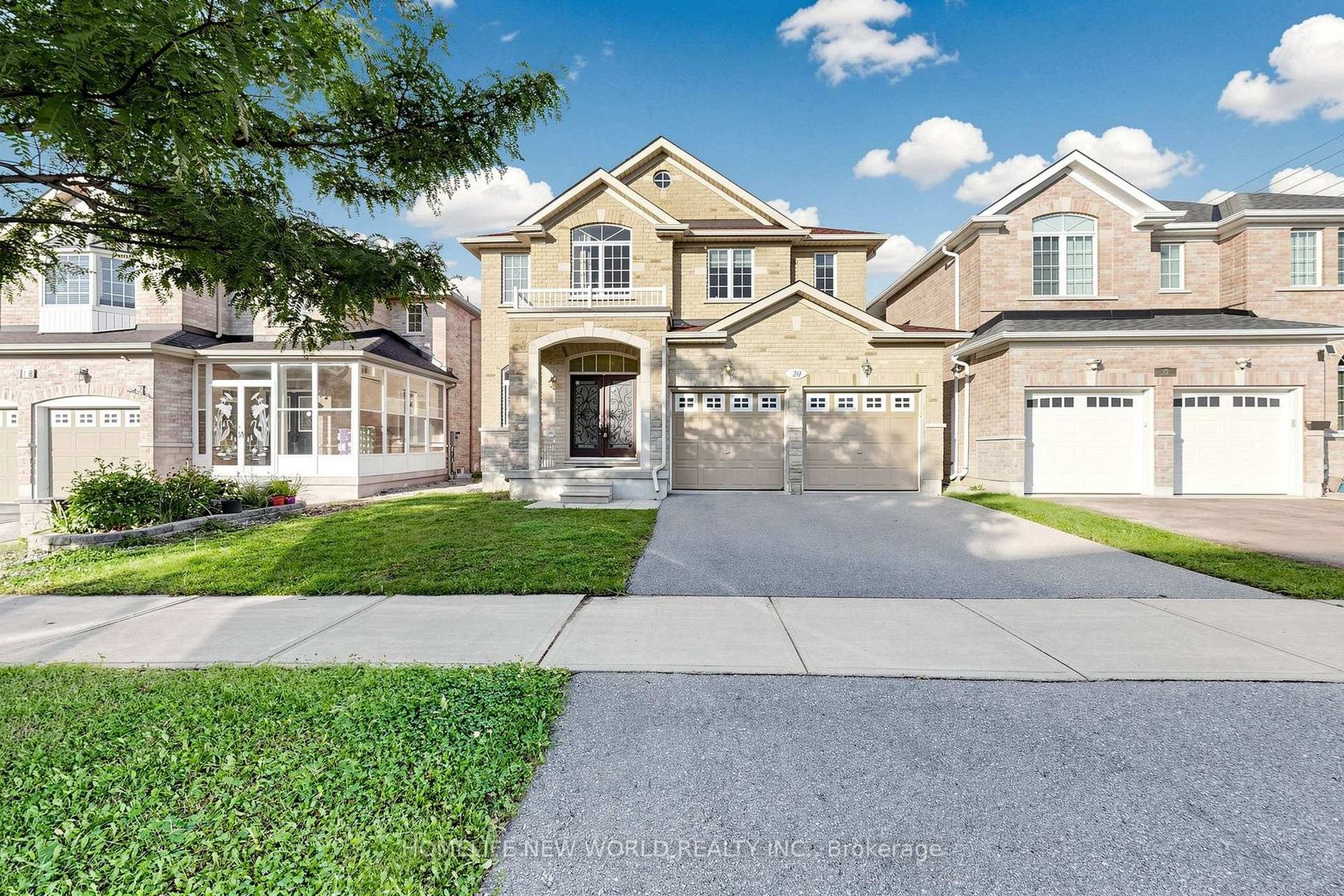 20 Pineforest Place, Wismer, Markham 2