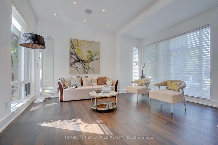 Photo 5 at 7 Valliere Place W, Bayview Village, Toronto
