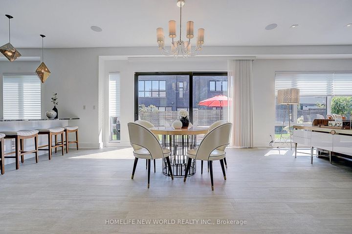 Photo 12 at 7 Valliere Place W, Bayview Village, Toronto