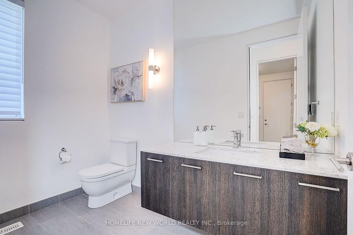 Photo 21 at 7 Valliere Place W, Bayview Village, Toronto
