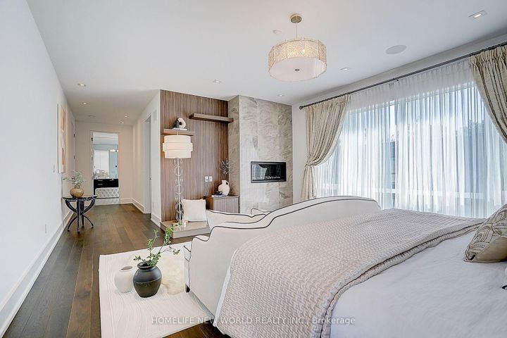 Photo 26 at 7 Valliere Place W, Bayview Village, Toronto