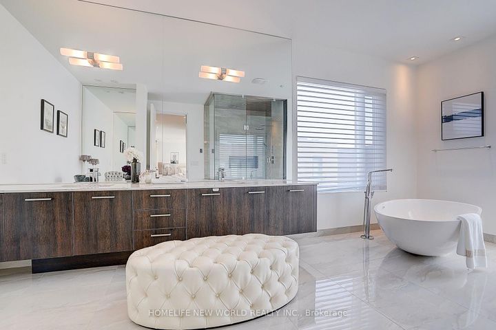 Photo 29 at 7 Valliere Place W, Bayview Village, Toronto
