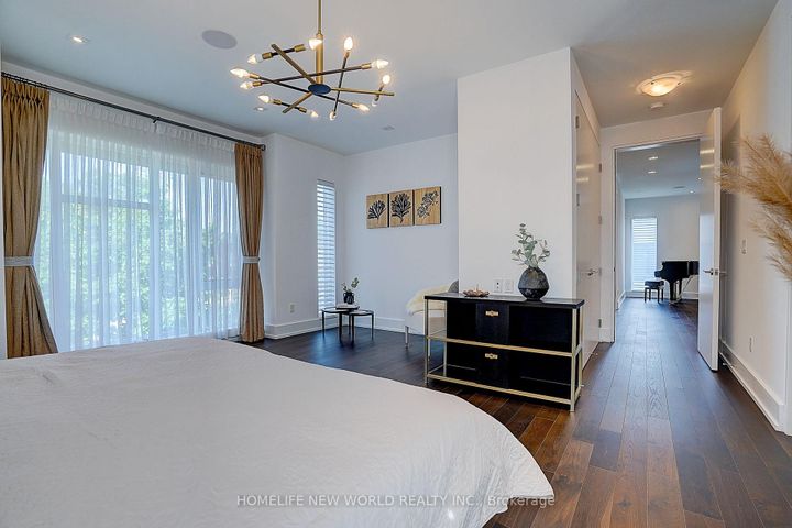 Photo 35 at 7 Valliere Place W, Bayview Village, Toronto