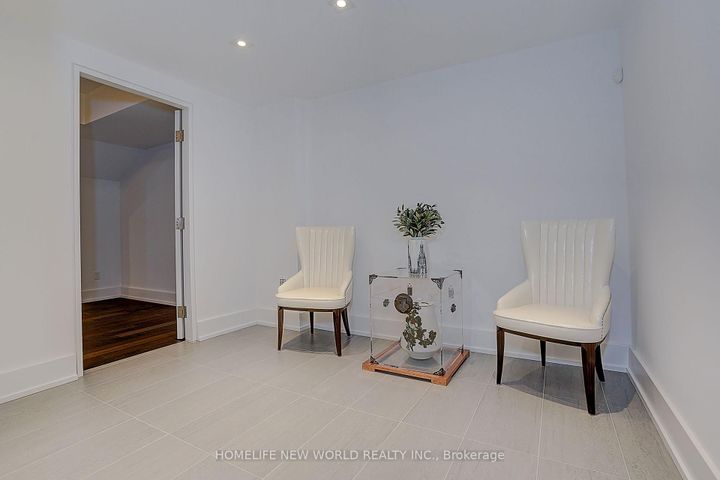 Photo 39 at 7 Valliere Place W, Bayview Village, Toronto