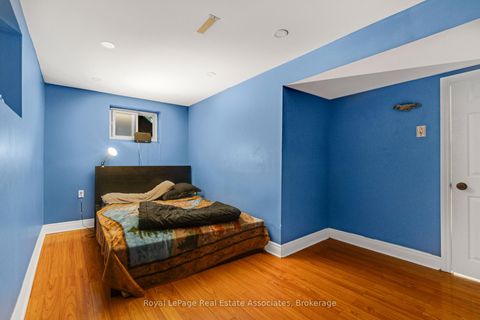 Photo 28 at 5 Homeview Avenue, Smythe, Toronto