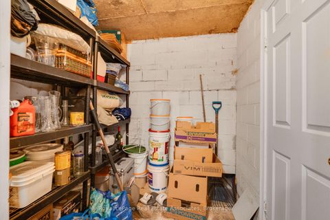 Photo 32 at 5 Homeview Avenue, Smythe, Toronto