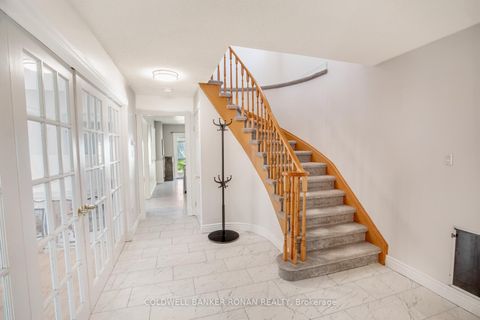Photo 10 at 3 Teal Place, Painswick South, Barrie