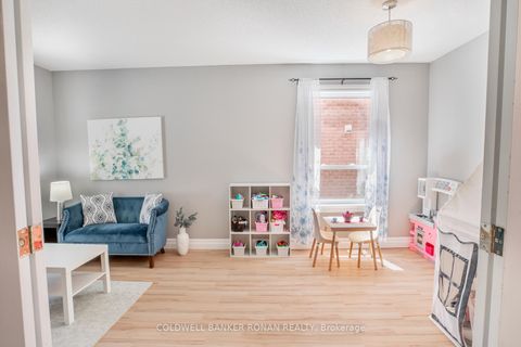 Photo 13 at 3 Teal Place, Painswick South, Barrie
