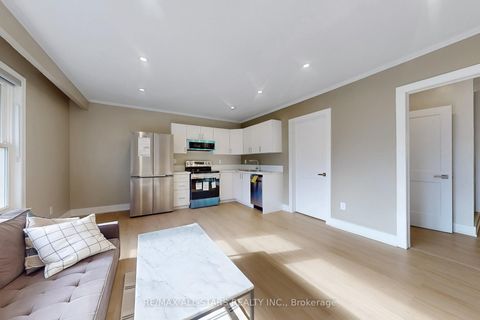 Photo 5 at 105 Betty Ann Drive, Willowdale West, Toronto