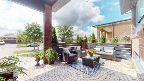 Photo 5 at 438 Woodbridge Avenue, West Woodbridge, Vaughan