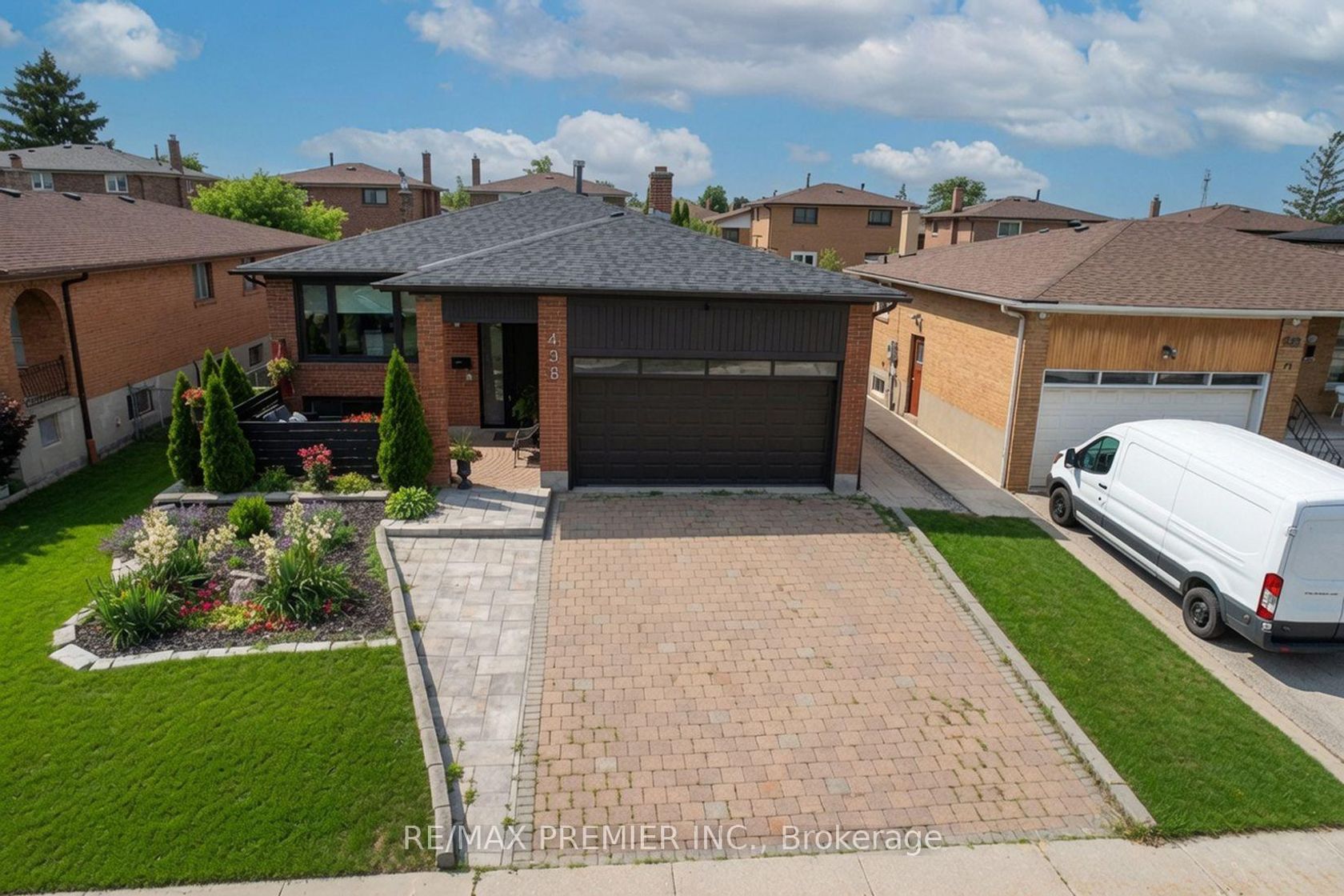 438 Woodbridge Avenue, West Woodbridge, Vaughan photo number 2