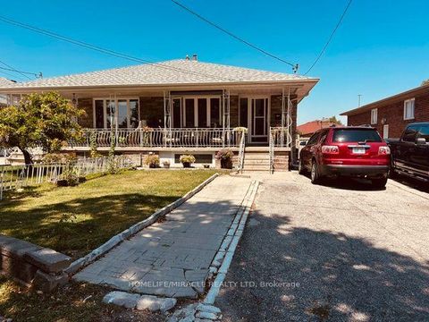 Photo 0 at 58 Telco Crescent, Pelmo Park W4, Toronto