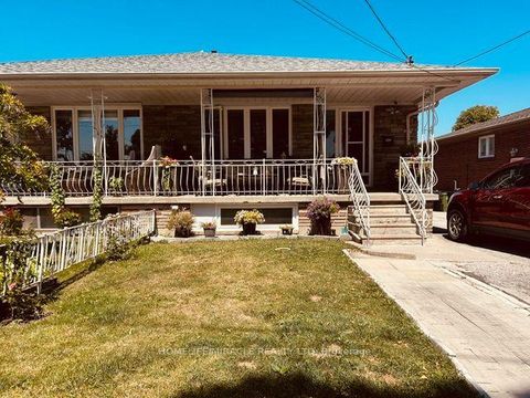 Photo 1 at 58 Telco Crescent, Pelmo Park W4, Toronto