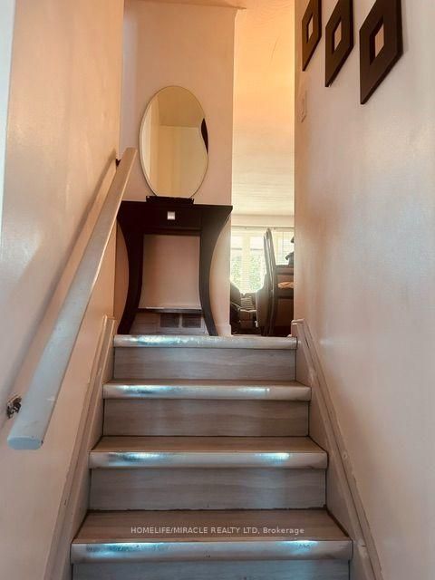 Photo 20 at 58 Telco Crescent, Pelmo Park W4, Toronto