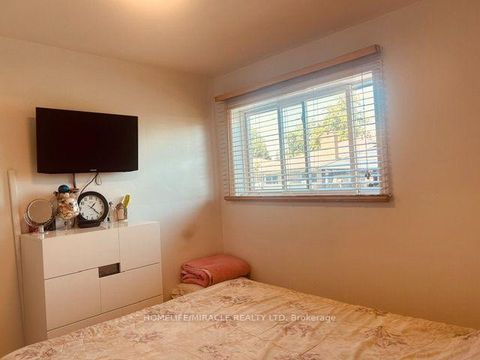 Photo 26 at 58 Telco Crescent, Pelmo Park W4, Toronto