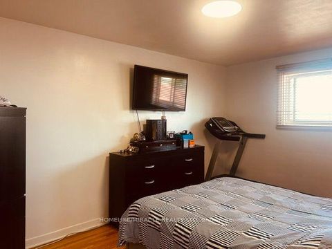 Photo 31 at 58 Telco Crescent, Pelmo Park W4, Toronto