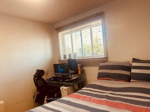 Photo 36 at 58 Telco Crescent, Pelmo Park W4, Toronto