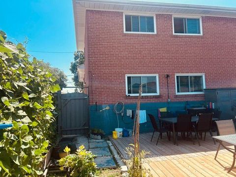 Photo 48 at 58 Telco Crescent, Pelmo Park W4, Toronto