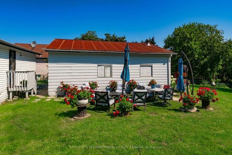 Photo 20 at 2063 Lea Road, Alcona, Innisfil