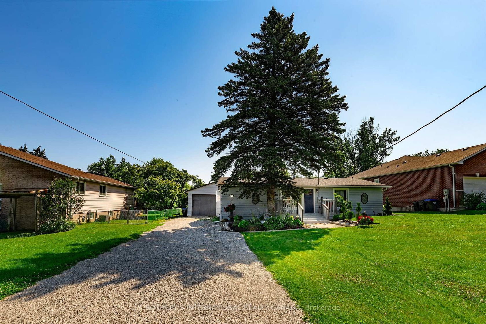 2063 Lea Road, Alcona, Innisfil photo number 2