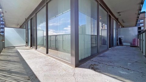 Photo 19 at 2712 - 50 Charles Street E, Yonge Corridor, Toronto