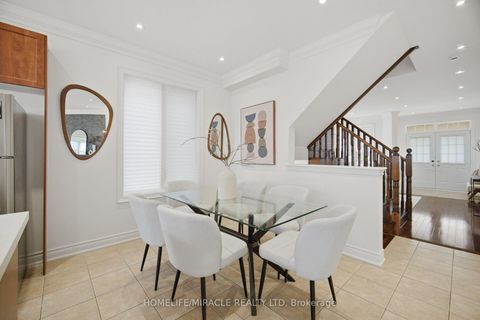 Photo 7 at 28 Kincardine Street, Kleinburg, Vaughan