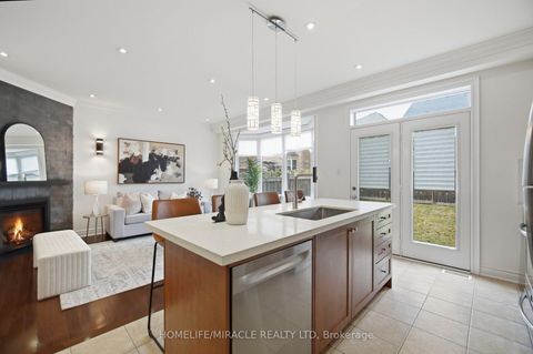 Photo 13 at 28 Kincardine Street, Kleinburg, Vaughan