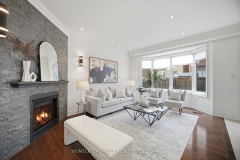 Photo 14 at 28 Kincardine Street, Kleinburg, Vaughan