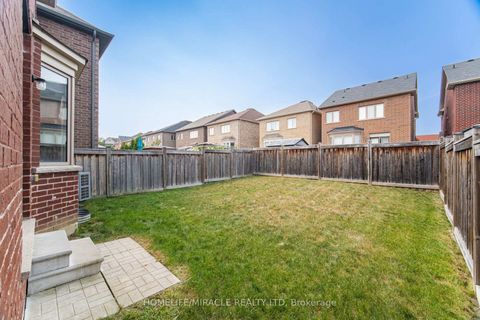 Photo 35 at 28 Kincardine Street, Kleinburg, Vaughan