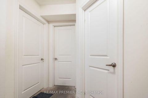 Photo 19 at 4 - 624 Rexdale Boulevard, Clairville, Toronto