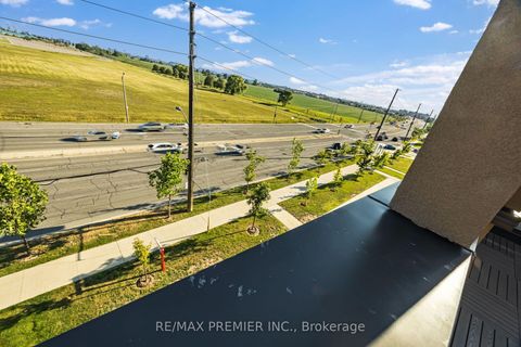 Photo 35 at 4 - 624 Rexdale Boulevard, Clairville, Toronto