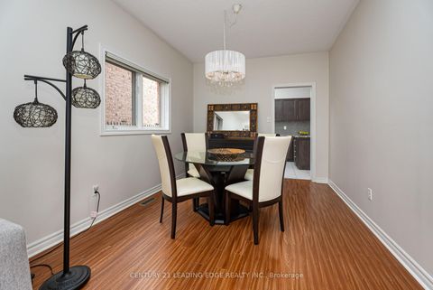 Photo 5 at 822 Surin Court, College Manor, Newmarket