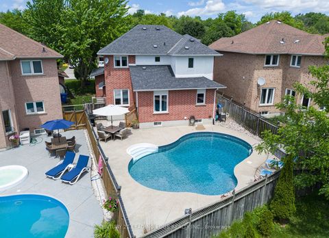 Photo 35 at 822 Surin Court, College Manor, Newmarket