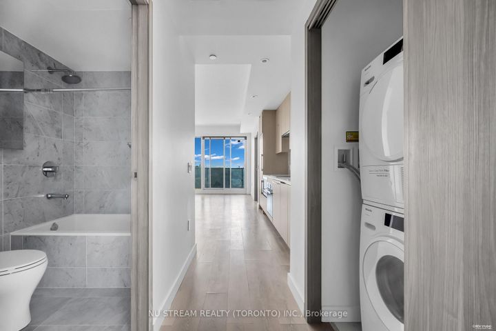 Photo 20 at 1105 - 95 Mcmahon Drive, Bayview Village, Toronto