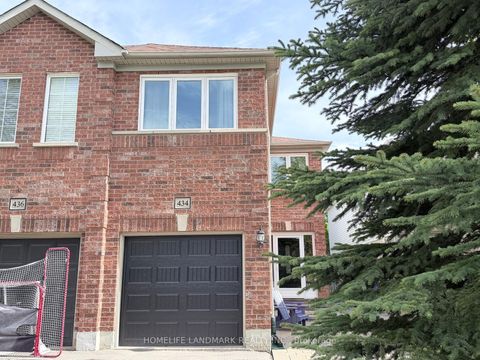 Photo 1 at 434 Heddle Crescent, Wyndham, Newmarket