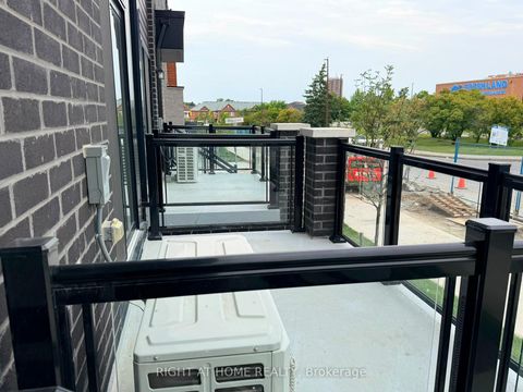 Photo 3 at 14 - 10 Liben Way, Malvern, Toronto