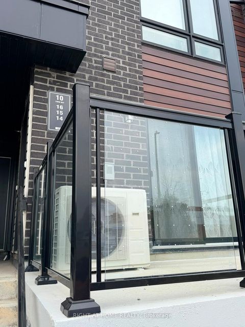 Photo 4 at 14 - 10 Liben Way, Malvern, Toronto