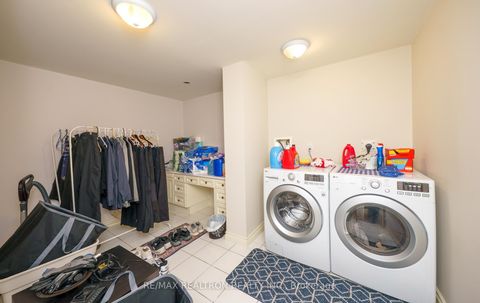Photo 34 at 96 Markwood Lane, Yorkhill, Vaughan