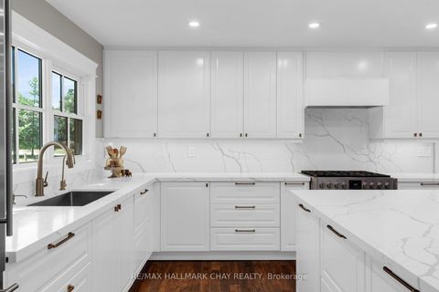 Photo 10 at 26 Edward Street W, Creemore, Clearview