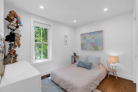Photo 22 at 26 Edward Street W, Creemore, Clearview