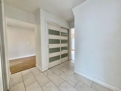Photo 4 at 233 Thoms Crescent, Central Newmarket, Newmarket