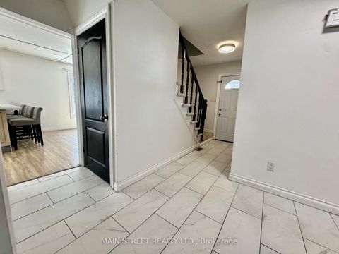Photo 5 at 233 Thoms Crescent, Central Newmarket, Newmarket