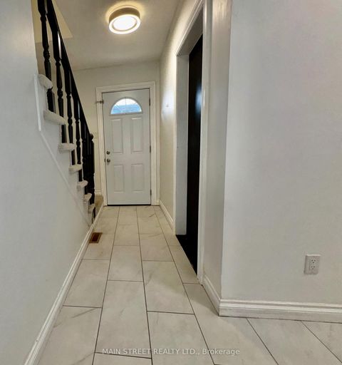 Photo 14 at 233 Thoms Crescent, Central Newmarket, Newmarket