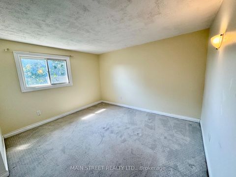 Photo 19 at 233 Thoms Crescent, Central Newmarket, Newmarket