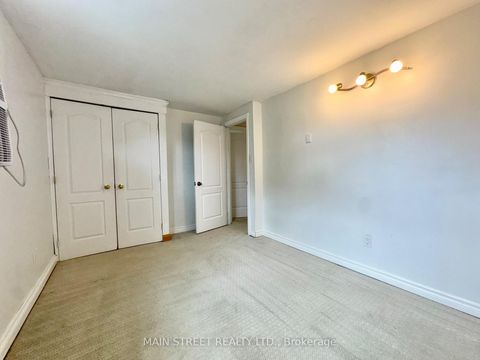 Photo 21 at 233 Thoms Crescent, Central Newmarket, Newmarket
