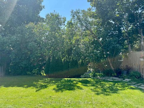 Photo 25 at 233 Thoms Crescent, Central Newmarket, Newmarket
