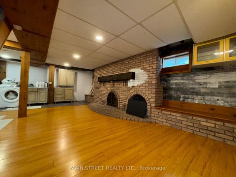 Photo 29 at 233 Thoms Crescent, Central Newmarket, Newmarket