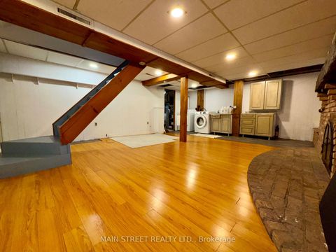 Photo 30 at 233 Thoms Crescent, Central Newmarket, Newmarket