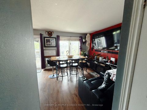 Photo 10 at 66 Michael Crescent, East Bayfield, Barrie