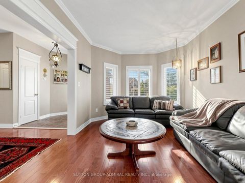 Photo 5 at 22 Canyon Hill Avenue, Westbrook, Richmond Hill